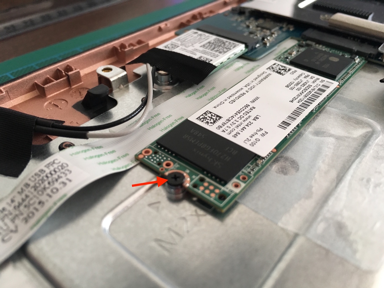 Увеличить ssd память. SSD m2 для ноутбука самсунг. SSD на Lenovo IDEAPAD 100. Lenovo 120s-11 SSD m2. Lenovo b570 SSD m2.