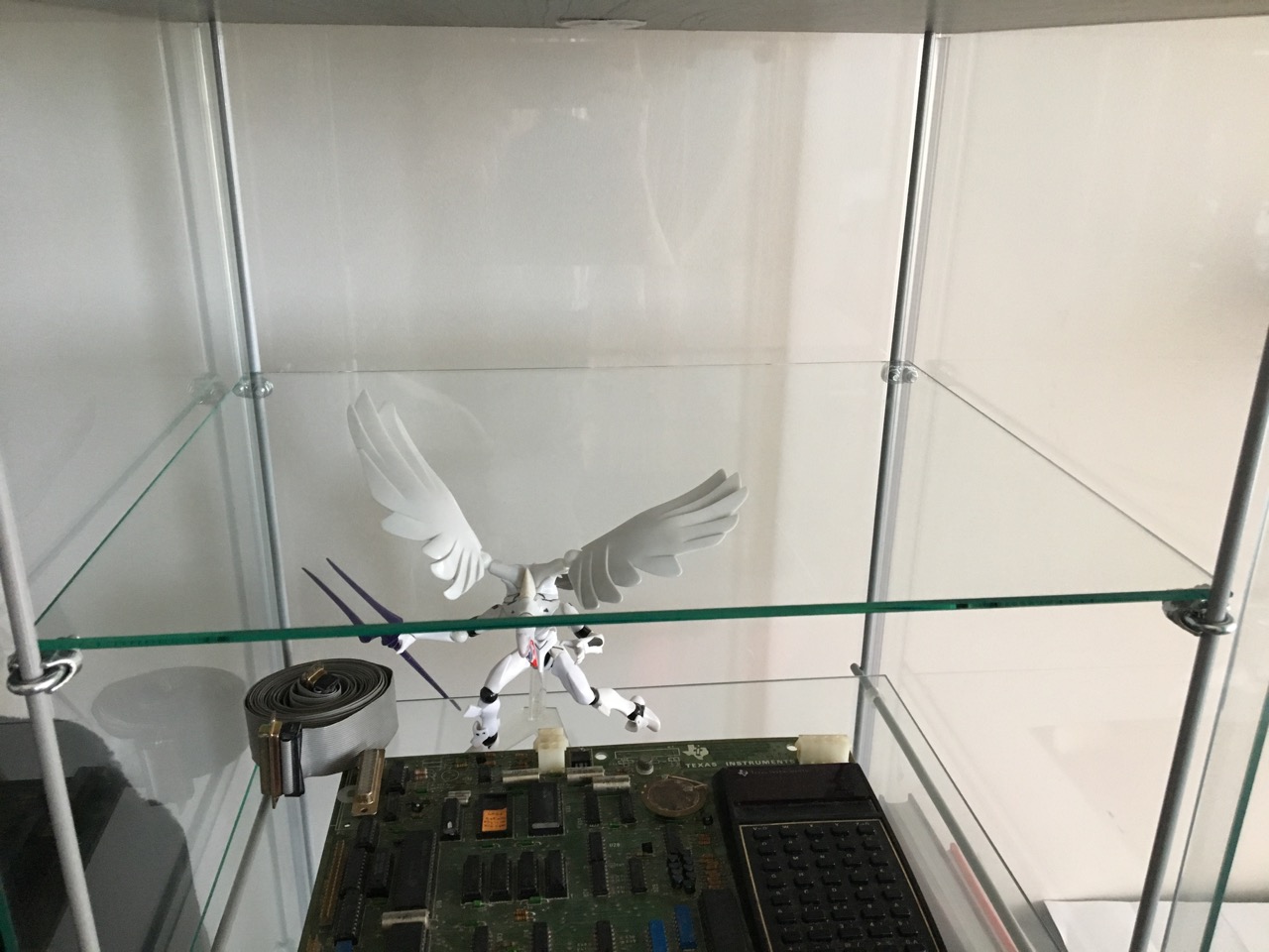 Ikea display cabinet extra cheap shelves