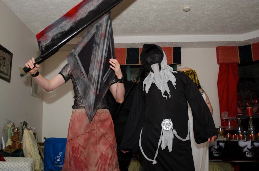 HOW I MADE MY PYRAMID HEAD COSTUME 