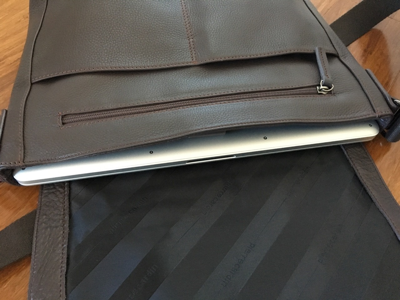 Pierre cardin sales leather laptop bag