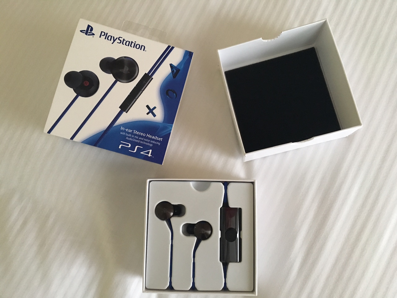 PS4 In-Ear noise reducing headset is really good | Igor Kromin